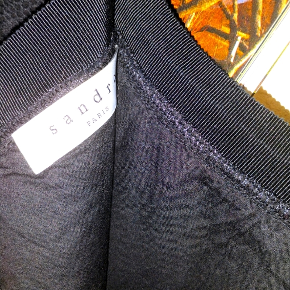 Black mini skirt by Sandra